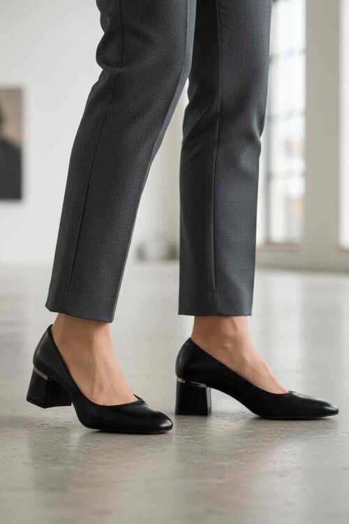 Siyah Yılan Hafif Topuklu Kadın Abiye Ayakkabı 357184 Z