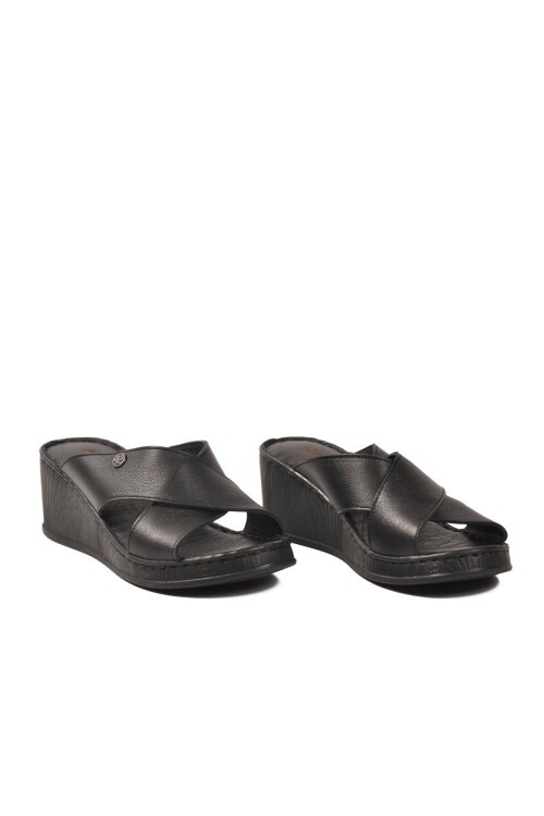 Siyah Hafif Kadın Terlik PC-54801 Z