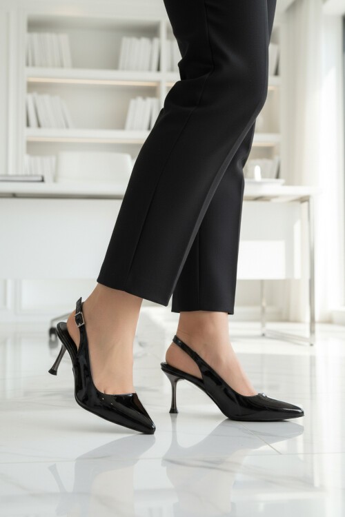 Siyah Rugan Kadın Abiye Ayakkabı 653122 Z