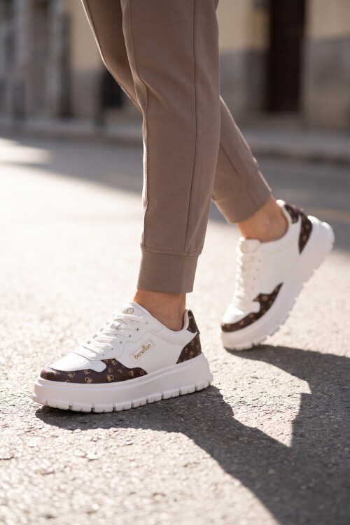 Bağcıklı Kalın Taban Sneaker Beyaz Şık Rahat Desenli Casual Yürüyüş Ayakkabı BNI-12124