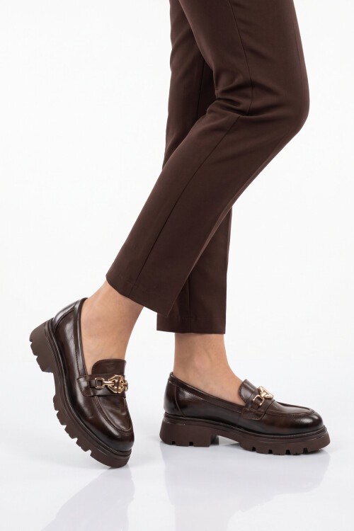 Kadın Toka Detaylı Loafer Kahve Cilt Kalın Rahat Taban Şık Casual Ayakkabı 572508