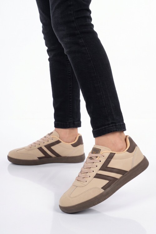 Bağcıklı Şık Rahat Hafif Bej Unisex Yürüyüş ve Spor Ayakkabı Sneaker 234750