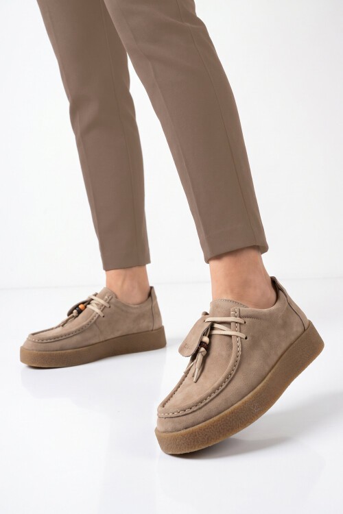Aksesuar Bağcıklı Şık Rahat Kum Süet Kadın Casual Ayakkabı Auren