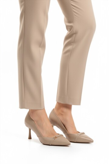 Bej Kırışık İnce Topuk Kadın Abiye Ayakkabı 575040 Z