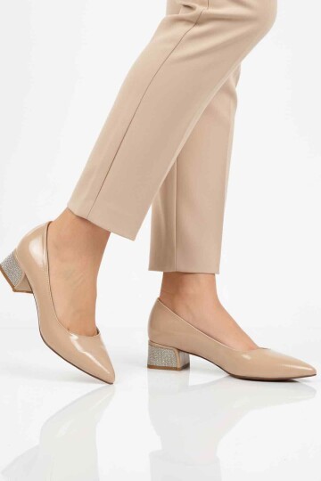 Bej Kırışık Hafif Kadın Topuklu Ayakkabı 357180 Z