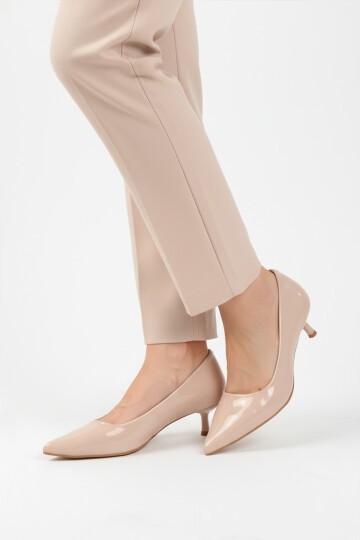 Bej Rugan İnce Topuklu Kadın Topuklu Ayakkabı 458343 Z