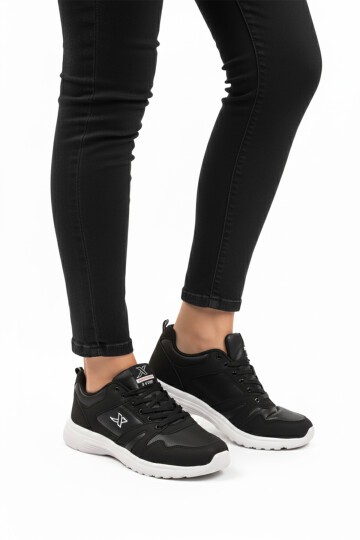 Siyah-Beyaz Esnek Hafif Unisex Spor Ayakkabı Xstep 020-Cilt G