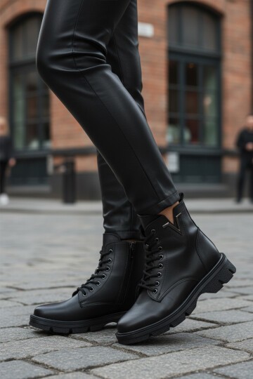 Siyah Cilt Fermuarlı Hafif Kadın Bot 351071 Z