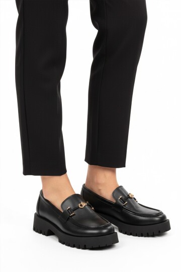 Siyah Cilt Kadın Günlük Ayakkabı 547825 Z