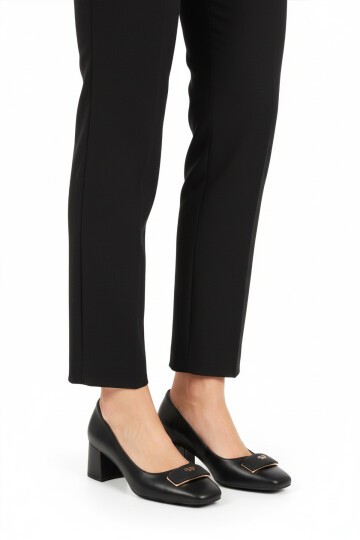 Siyah Cilt Kadın Topuklu Ayakkabı 695039 Z