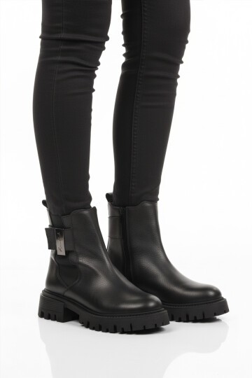 Siyah Hakiki Deri Kaymaz Taban Fermuarlı Kadın Bot Premium 23783-1 Z