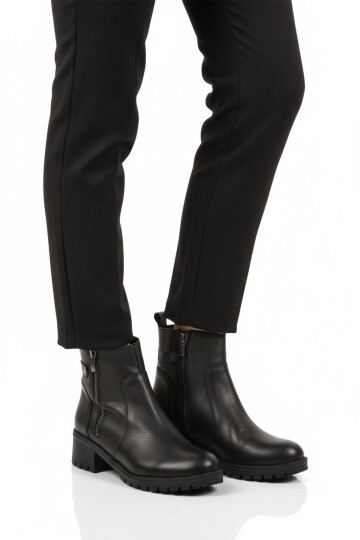 Siyah Hakiki Deri Kaymaz Taban Kadın Bot Premium 4663-1 Z