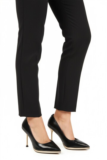 Siyah İnce Topuklu Hafif Kadın Topuklu Ayakkabı 448205 Z