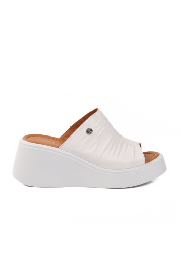 Beyaz Topuklu Kadın Terlik PC-54610 Z