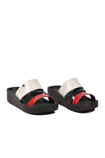 Kırmızı-Beyaz Hafif Kadın Terlik PC-7497 Z