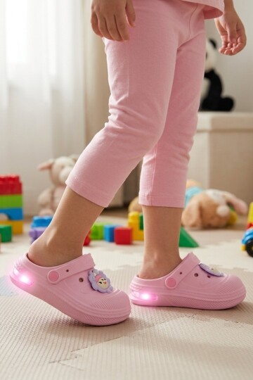 Pembe Hafif Çocuk Terlik 2316 B-P