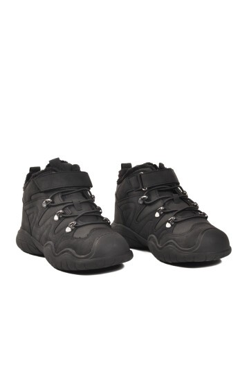 Siyah Çocuk Bot 2090 F