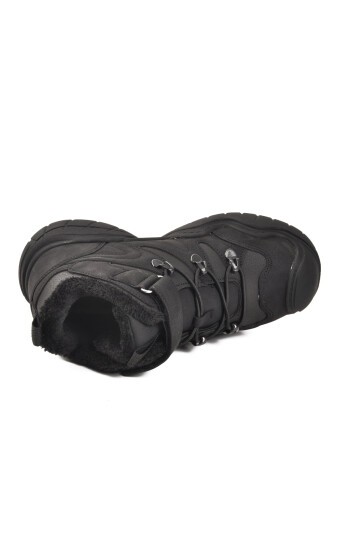 Siyah Çocuk Bot 2090 F