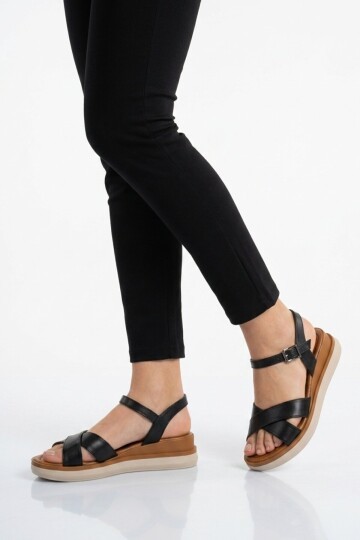 Siyah Hafif Slingback Kadın Sandalet 335332 Z