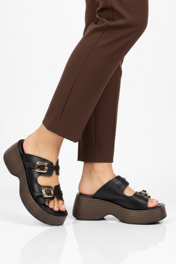 Siyah Suni Deri Kadın Terlik 322183 Z