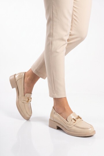 Kadın Toka Detaylı Şık Rahat Bej Parlak Kadın Klasik Casual Ayakkabı Loafer PC-56064