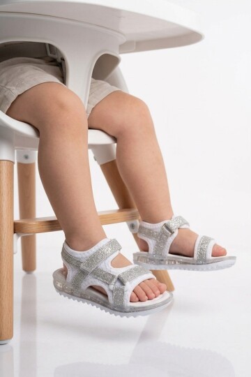 Beyaz-Gümüş Ortopedik Bebek Sandalet 25T104 B