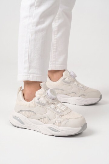 Beyaz Akıllı Bağcıklı Fileli Erkek Çocuk Spor Ayakkabı Sneaker Frank P