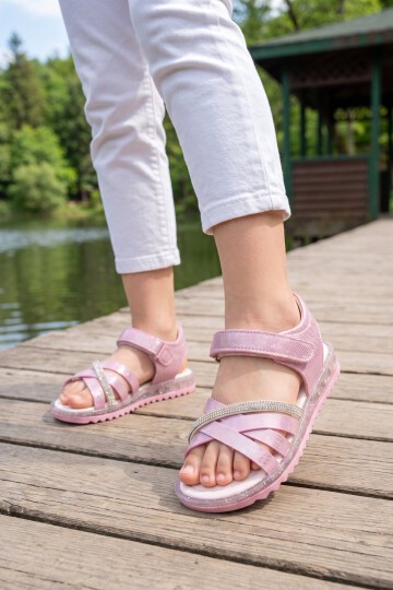 Pembe Taş Detaylı Cırtlı Bebek Sandalet Maya B
