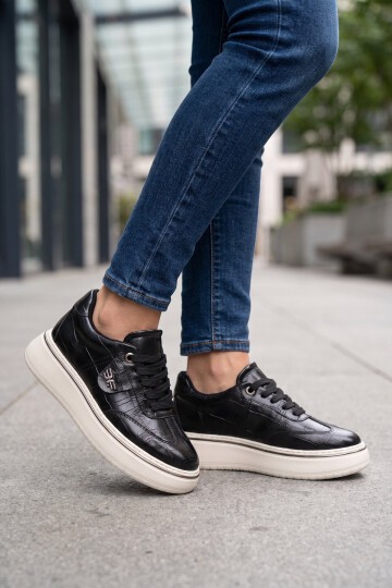 Kadın Bağcıklı Sneaker Siyah Cilt Kalın Rahat Taban Casual Yürüyüş Ayakkabı 231176