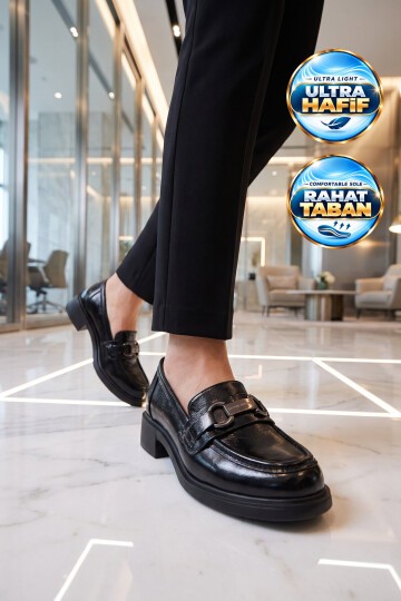 Kadın Toka Detaylı Şık Rahat Siyah Parlak Kadın Klasik Casual Ayakkabı Loafer PC-56064