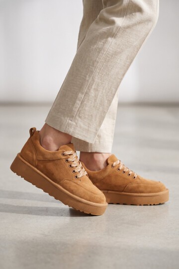 Kadın Taba Süet Bağcıklı Kalın Rahat Tabanlı Şık Casual Sneaker Ayakkabı 635443