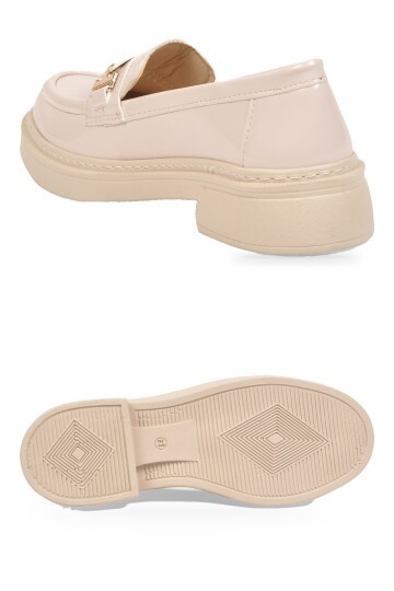 Toka Detaylı Kalın Tabanlı Şık Rahat Bej Rugan Kadın Casual Ayakkabı Loafer 1805