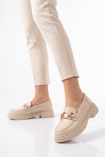 Toka Detaylı Kalın Tabanlı Şık Rahat Bej Kadın Casual Ayakkabı Loafer 1837