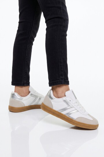 Bağcıklı Şık Rahat Hafif Beyaz-Gümüş Unisex Yürüyüş ve Spor Ayakkabı Sneaker 234750
