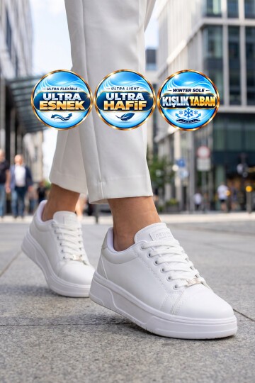 Beyaz Kadın Casual Ayakkabı Bağcıklı Kalın Rahat Tabanlı Şık Sneaker Code 419