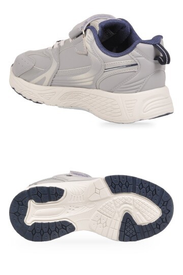 Gri Erkek Çocuk Yürüyüş ve Spor Ayakkabı Cırt Bantlı Kalın Rahat Tabanlı Sneaker Terra 26K