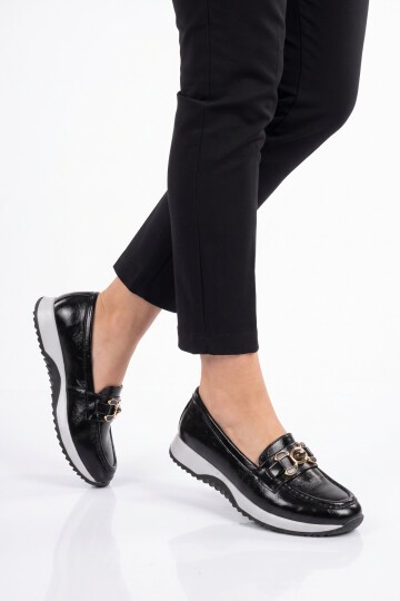 Toka Detaylı Kalın Tabanlı Şık Rahat Siyah Kırışık Kadın Casual Ayakkabı Loafer 062