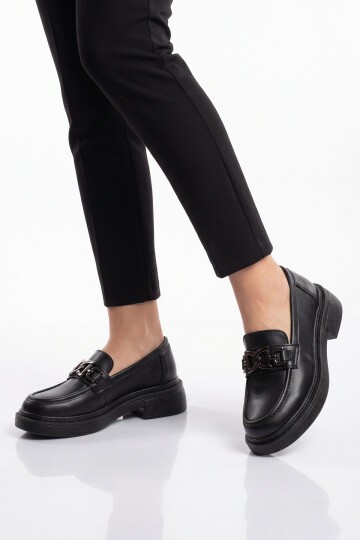 Toka Detaylı Kalın Tabanlı Şık Rahat Siyah Kadın Casual Ayakkabı Loafer 1837